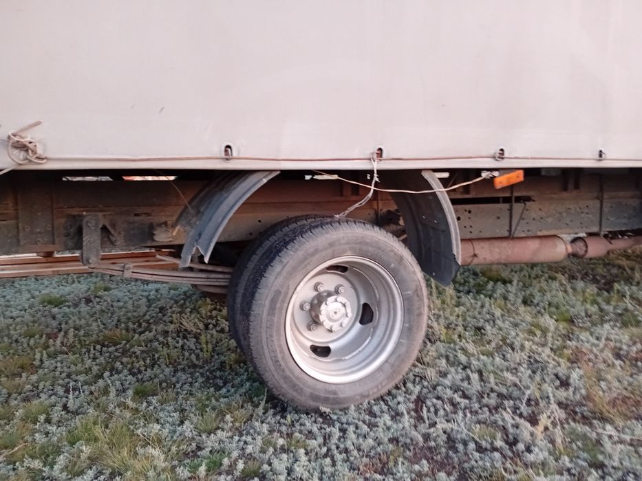 Продам газель бизнес 2013год