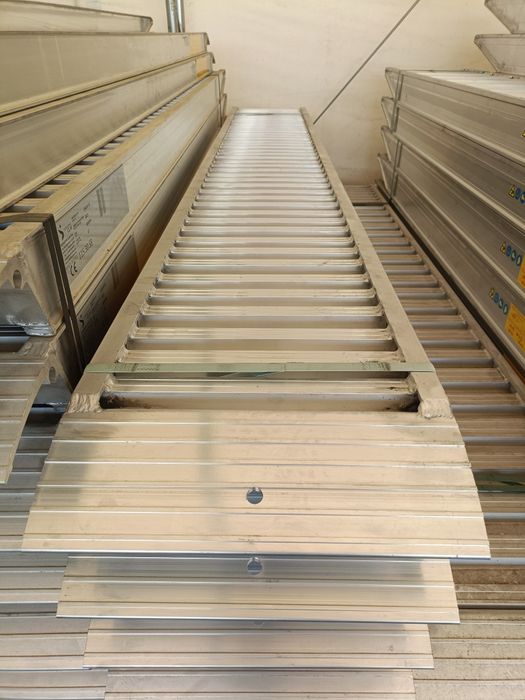 Rampa aluminiu 2 metri lungime / 3680 kg