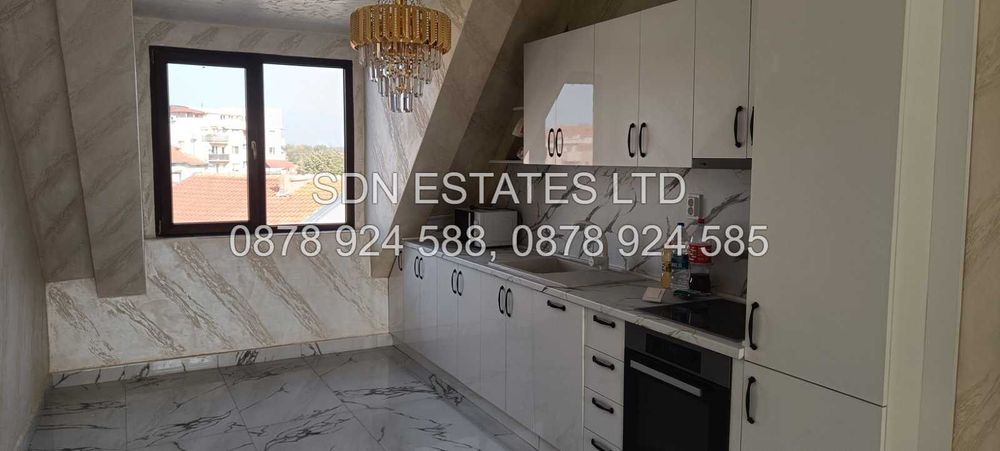 Прекрасен апартамент с три спални в центъра на гр. Казанлък