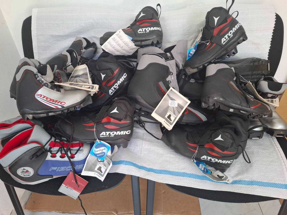 Clapari schi fond Atomic,Fischer,Salomon en-gros