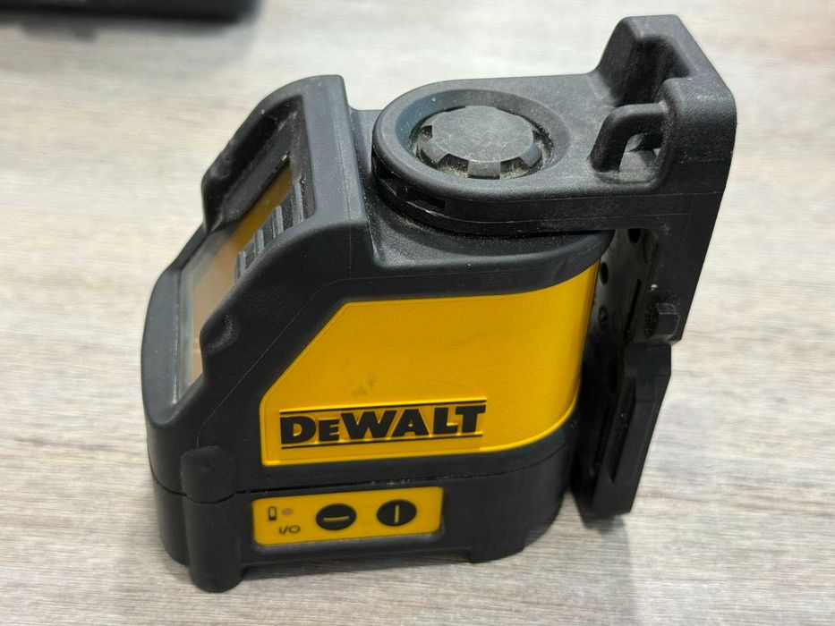 Линеен Лазерен Нивелир - Dewalt DW088