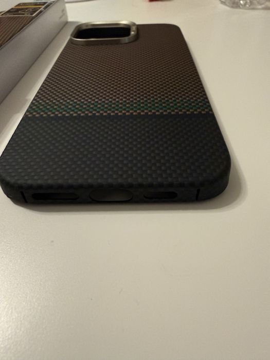 Husa Benks iPhone 16 PM