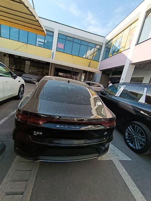 Byd xan Lidar 701 km end fulli. Notarius