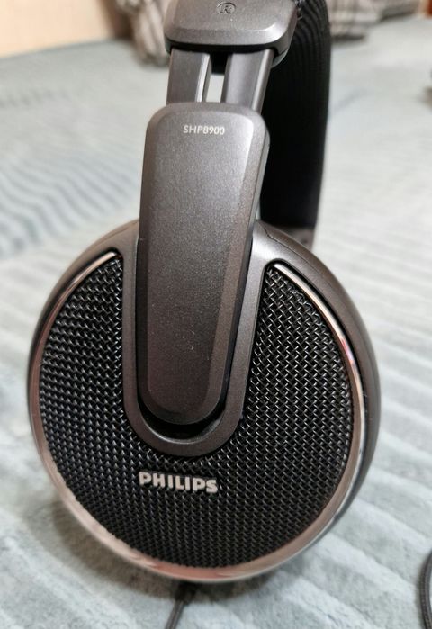 Наушники Philips SHP8900