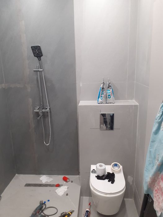 Кафельщик сантехники