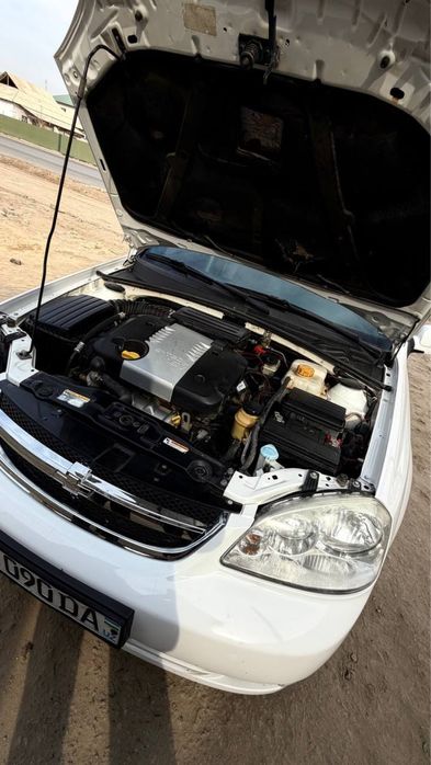 Ласетти 1 .8  жылы 2010.  Жургени.  250 000