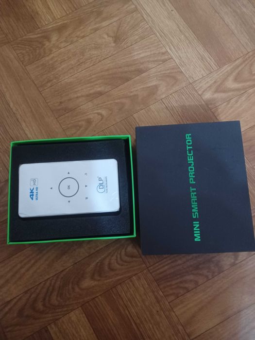 Мини прожектор (mini projector) проектор