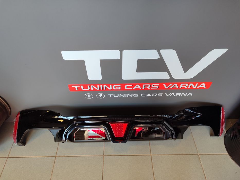 Дифузьор за задна броня БМВ Г30 BMW G30 LED STOP F1