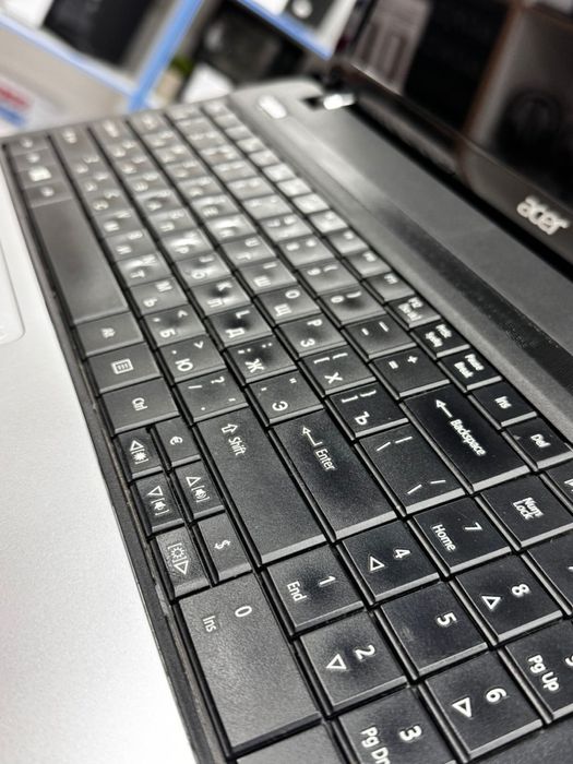 Ноутбук Acer Aspire E1 бу, не новый