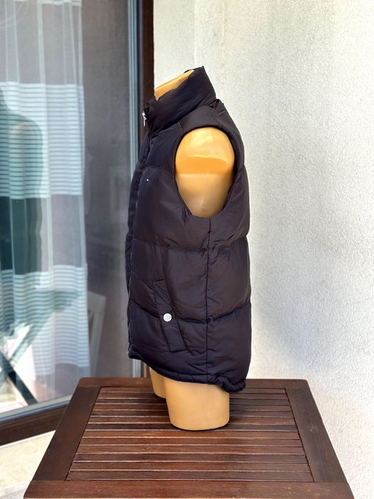 Мъжки пухен елек Tommy Hilfiger - размер S, Отлично състояние