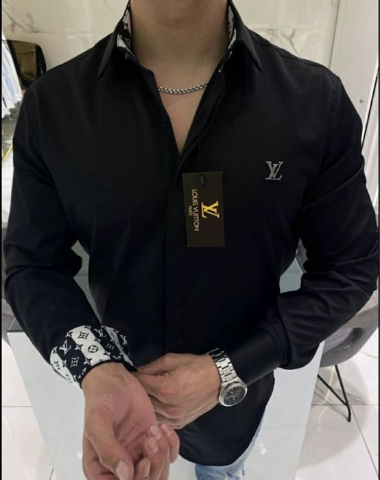 Cămașă neagră LV