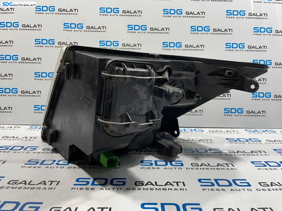 Far Stanga EUROPA Ford Transit 2006 - 2013 Cod 6C11-13W030-BD [L3959]