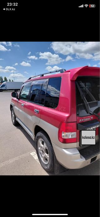 Продам pajero io 2001 года