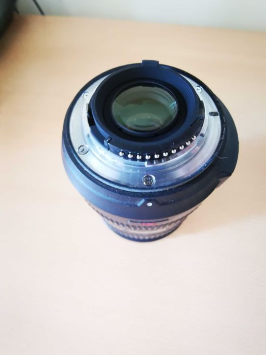 Объектив NIKON AF-SDX VR ZOOM-Nikkor 18-300