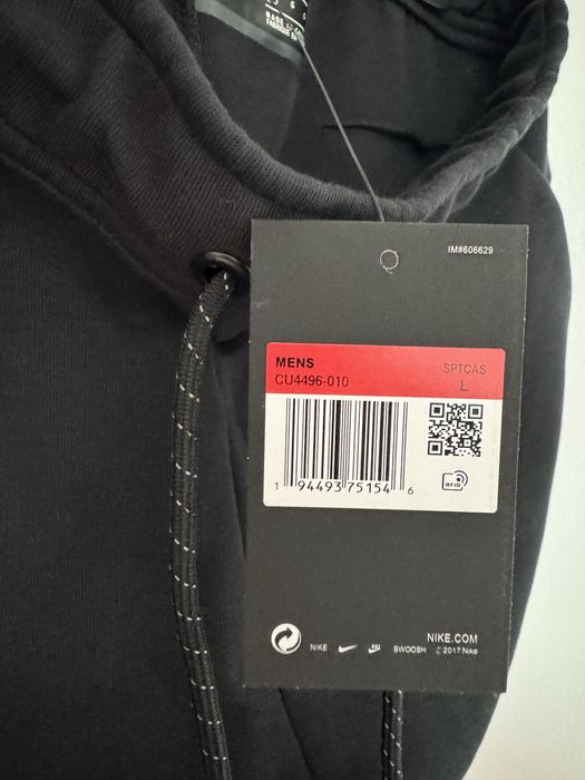 pantaloni nike tech