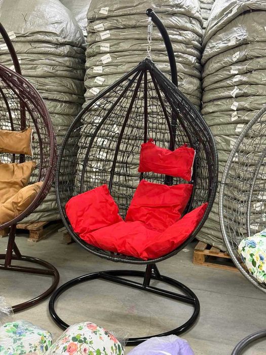 70€/136.92лв.Градински люлки тип яйце