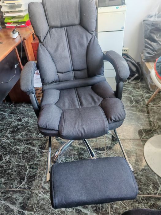 Scaun birou cu suport picior