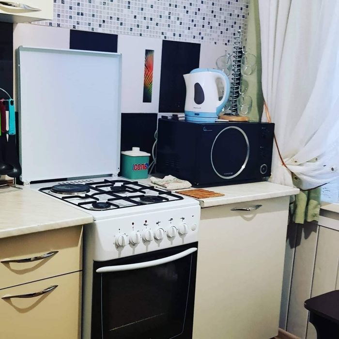 Продам 2-х к.кв. Адрес 5-20. Этаж  1/9.