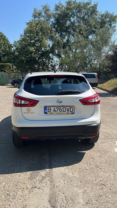 Vand Nissan Qashqai 5DR 1.6L DCI M/T 4WD Pack Acenta+ Packet ConnectP1