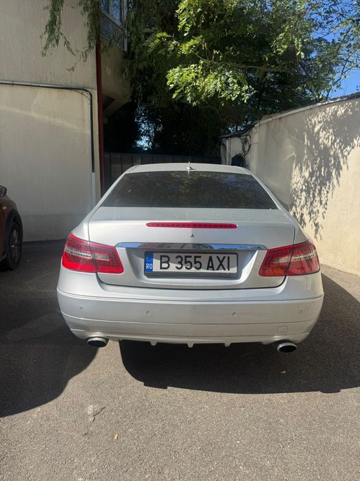 MERCEDES-BENZ E-Class 2011 — imagine 4