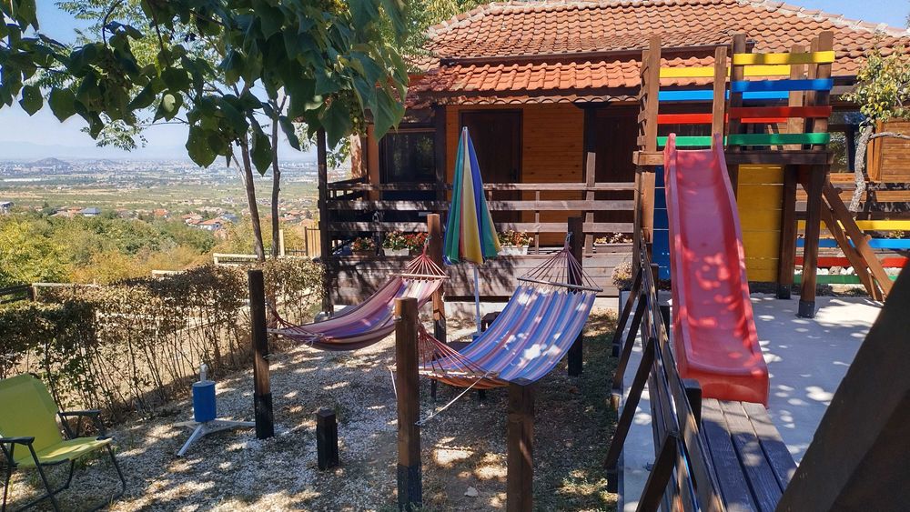 Дава се под наем Заведение в с. Брестник, Област Пловдив - 70 кв.м за 51 € - Снимка #4