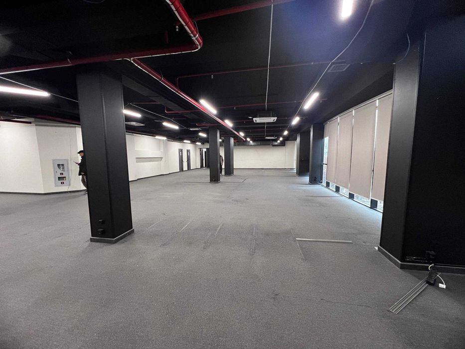 Современный офис 670 м² с ремонтом на Новомосковской, бизнес-центр(55)