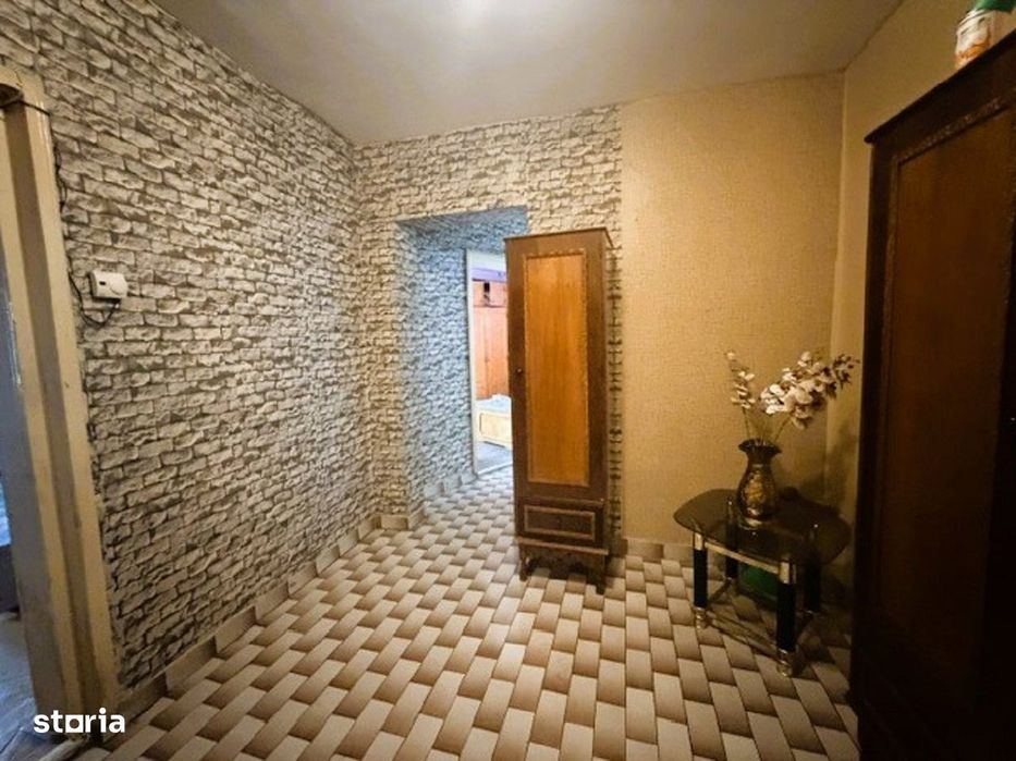 Apartament 3 CAM spațios, decomandat | Etaj 2 | Str. Arcului – Slatina