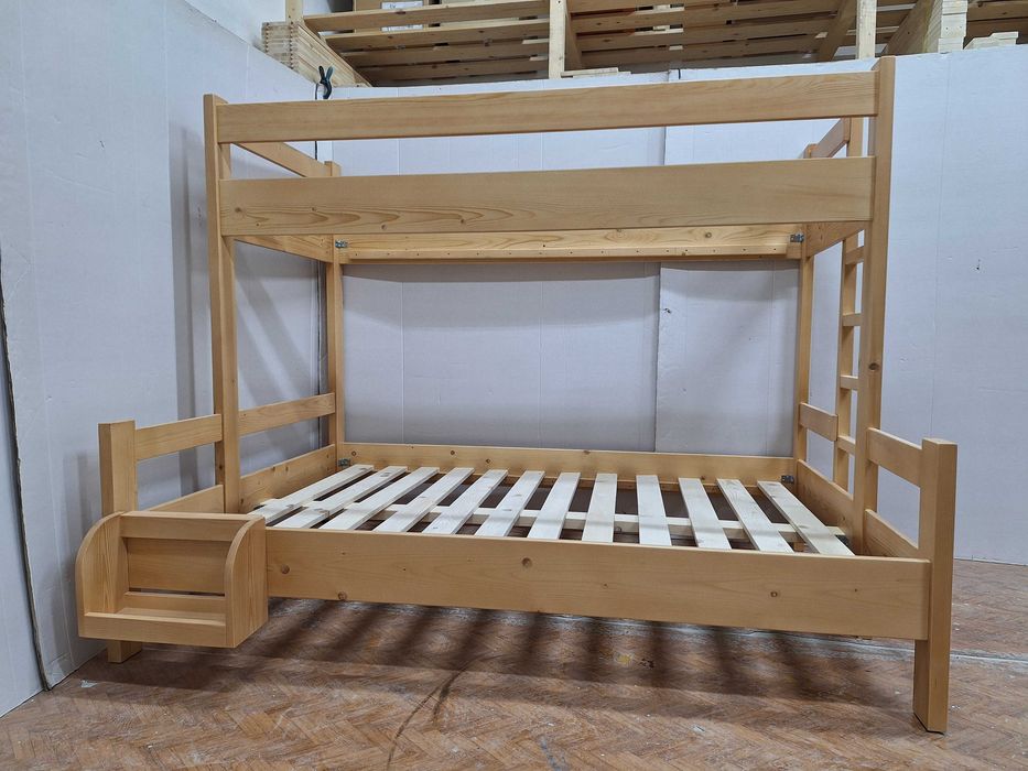 TRANSPORT GRATUIT.Pat etajat din lemn masiv.Cod 3026