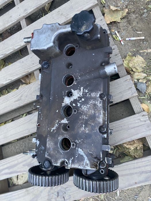 Продам ГБЦ ПРИОРА 16 клапанная