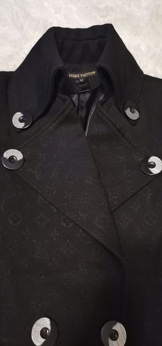 Louis Vuitton дамско палто