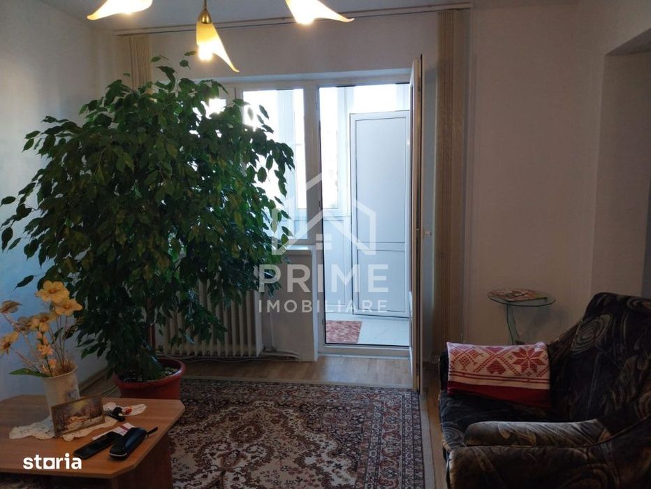 Apartament 3 camere| 55 mp| etaj 2| zona Cugir