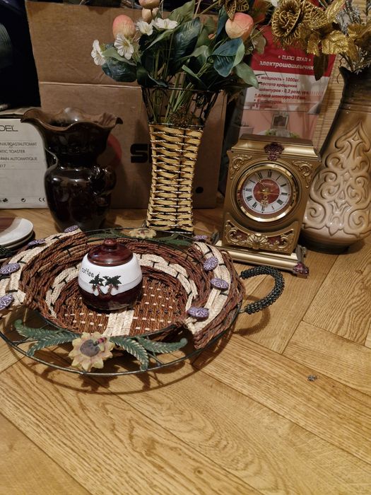 Вазы интерьерные по 300т