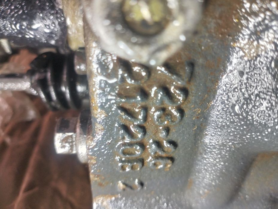 Распределитель экскаватора погрузчика Каматсу