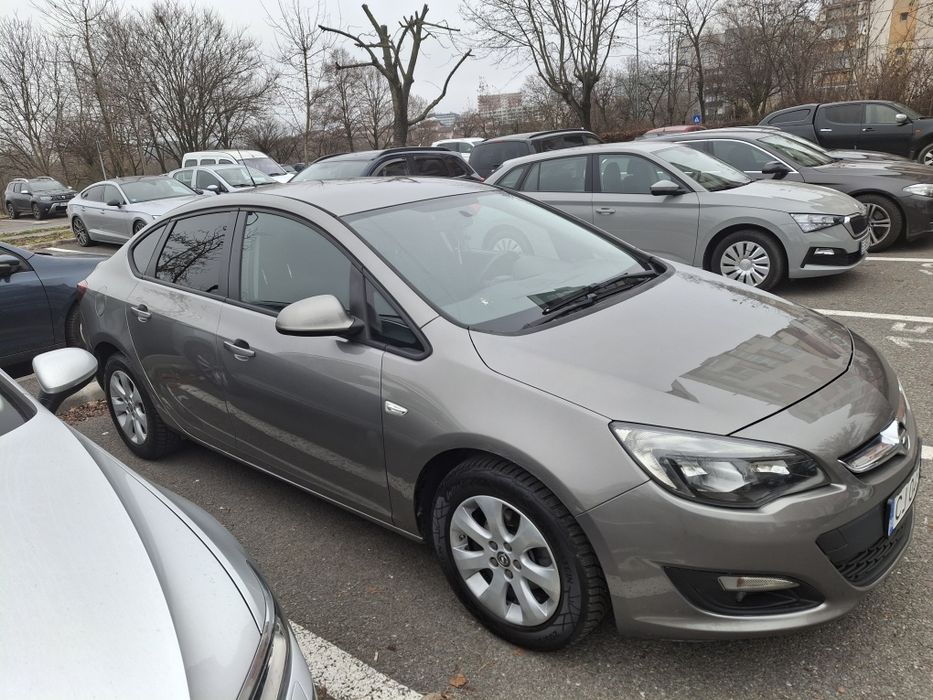 Vand Opel Astra J 2016