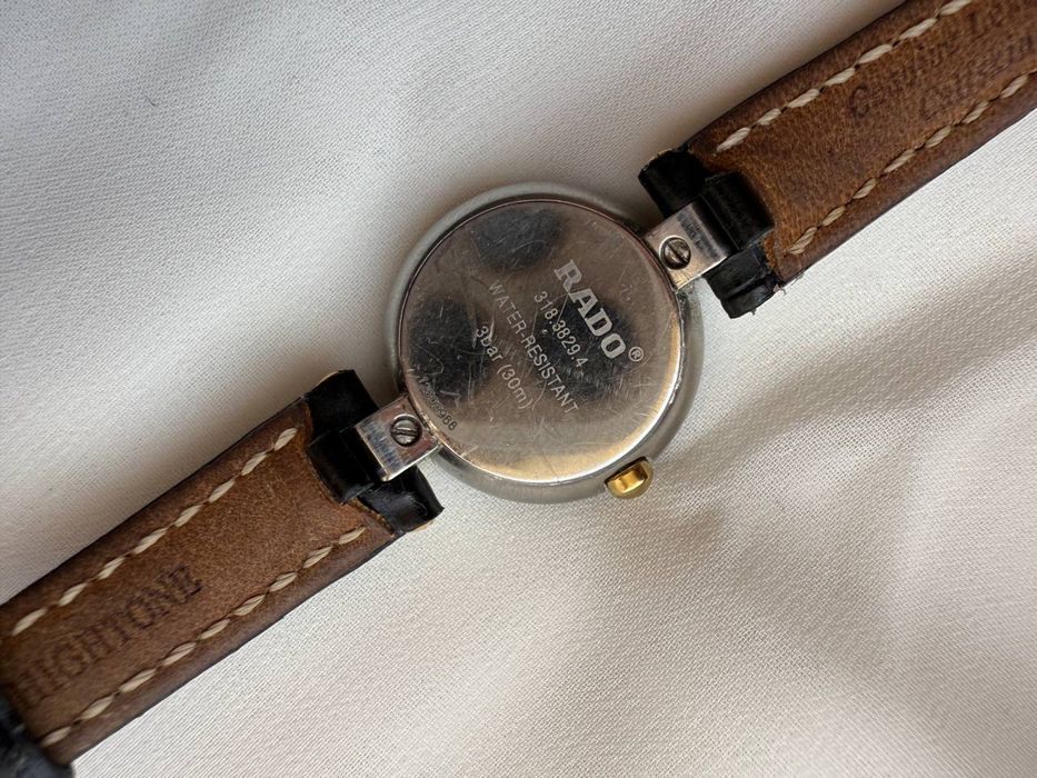 Бриллиант соат сотилади радо