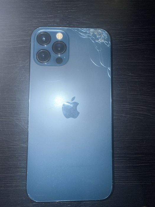 Продам Iphone 12 pro 256 gb