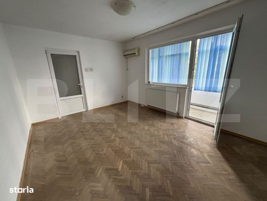 Apartament cu 3 camere, 62 mp, zona Vest