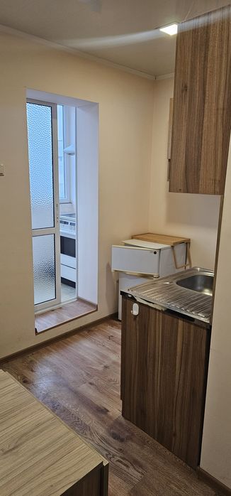Дава се под наем  в Силистра, Промишлена зона - Юг - 15 кв.м за 127.5 € - Снимка #3