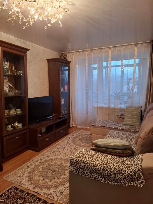 Продам 3к квартиру р-н парка Победы 3/5