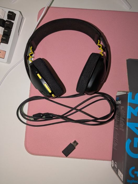 Наушники Logitech G435