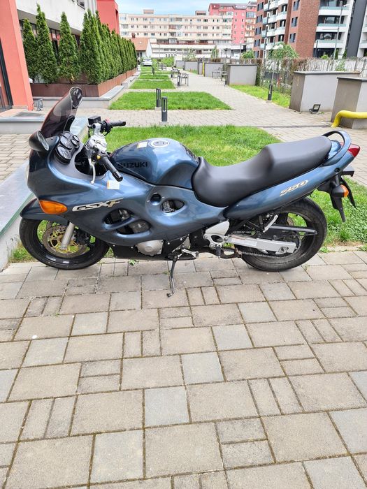 Suzuki gsx750f gsxf katana 2001 92cp primul proprietar si pentru A2