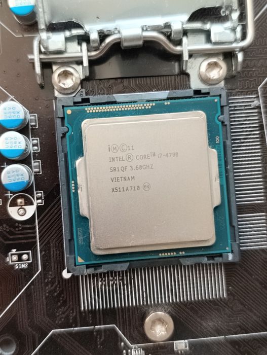 Intel core i7 4790 с дефектом