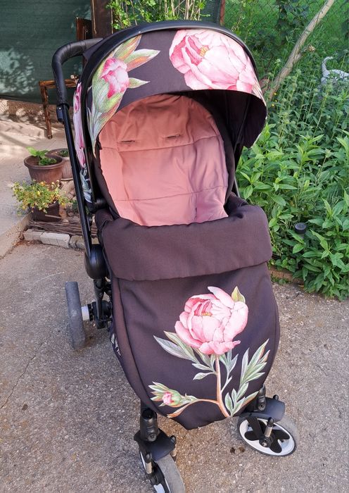 Бебешка количка KIKKA BOO