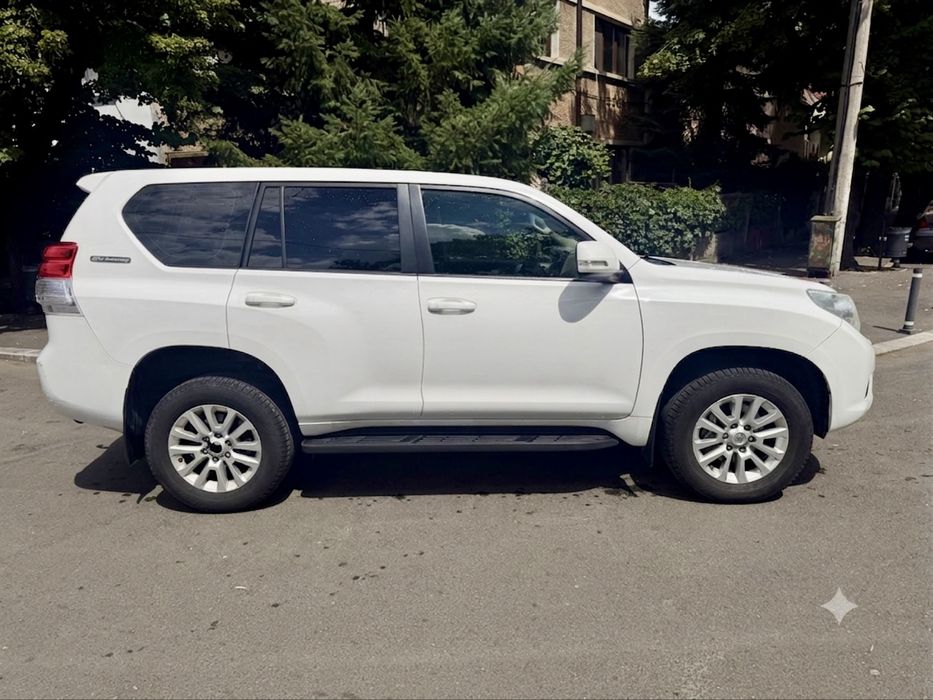 TOYOTA Land Cruiser 2013 — imagine 3