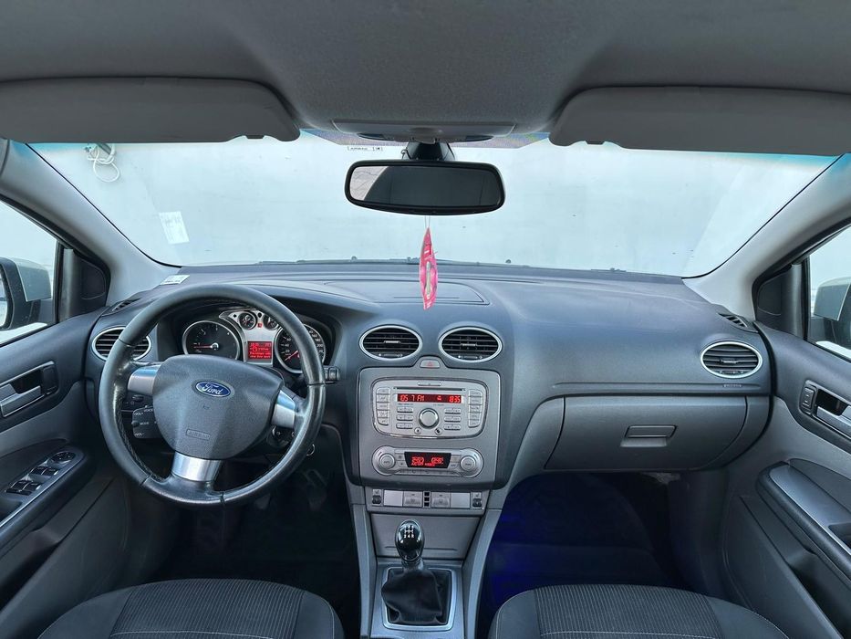 FORD Focus 2009 — imagine 5
