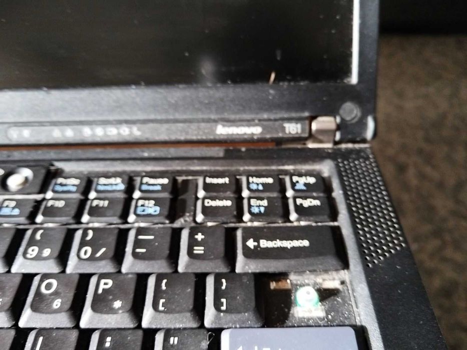 Лаптоп Lenovo ThinkPad T61 На части