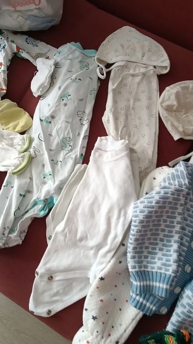 Продам вещи от 0-6,7 месяцев