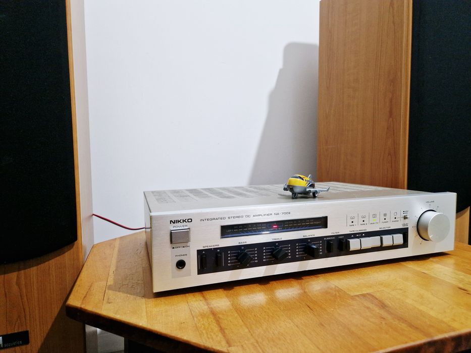 Nikko NA-700II – 2 x 57 W la 8Ω