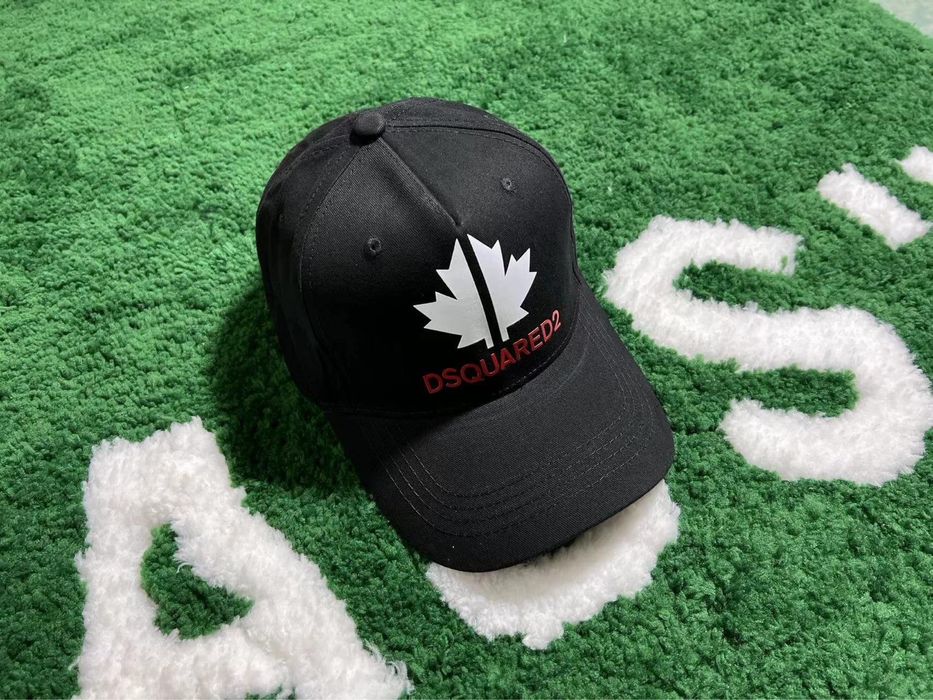 !! Reducere !! Sapca dsquared2 neagra