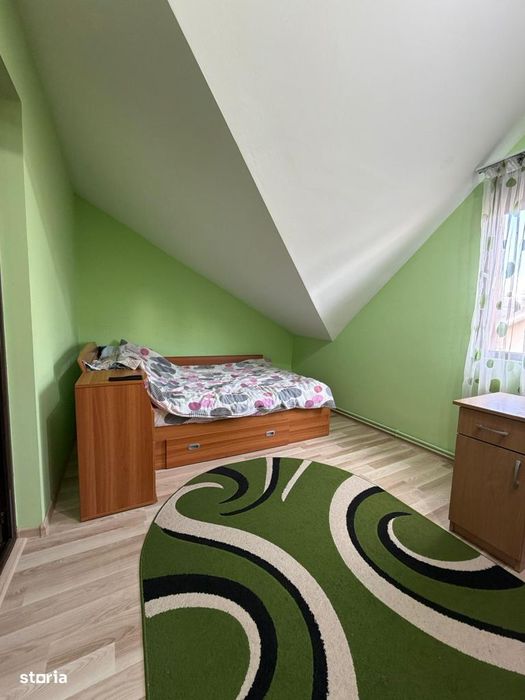 Casă pe regim P+1